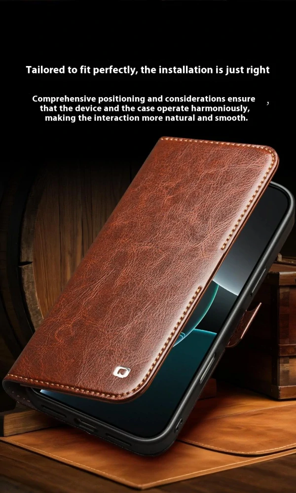 Pouzdro QIALINO na iPhone 17 Pro Max Kožené hnědé