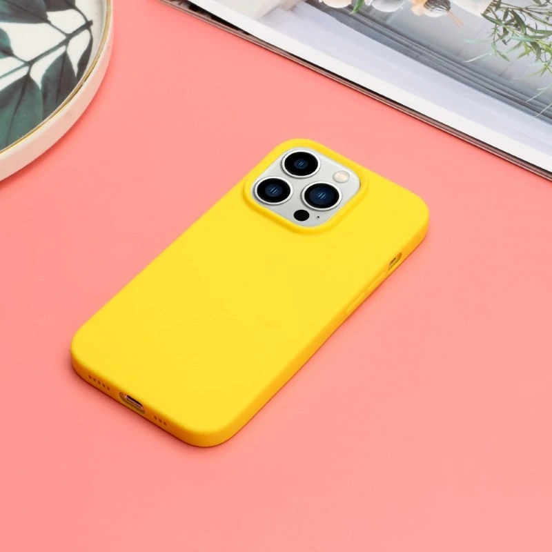 Kryt na iPhone 15 Pro gumový Premium žlutý