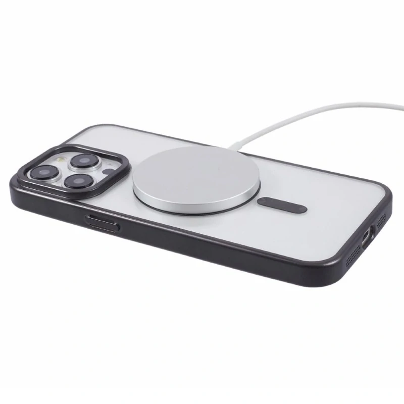 Kryt na iPhone 15 Pro Max gumový s podporou MagSafe černý
