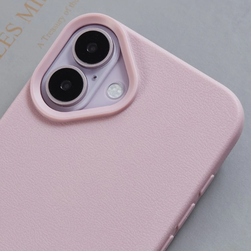 Kryt na iPhone 16 gumový Litchi světle růžový
