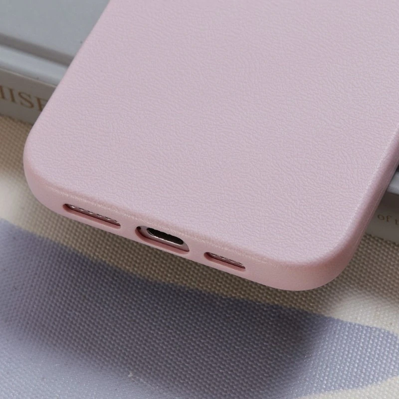 Kryt na iPhone 16 gumový Litchi světle růžový