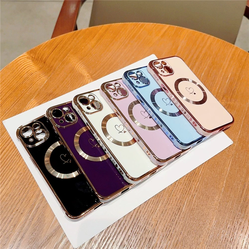 Kryt na iPhone 15 Plus Srdíčko s podporou MagSafe fialový