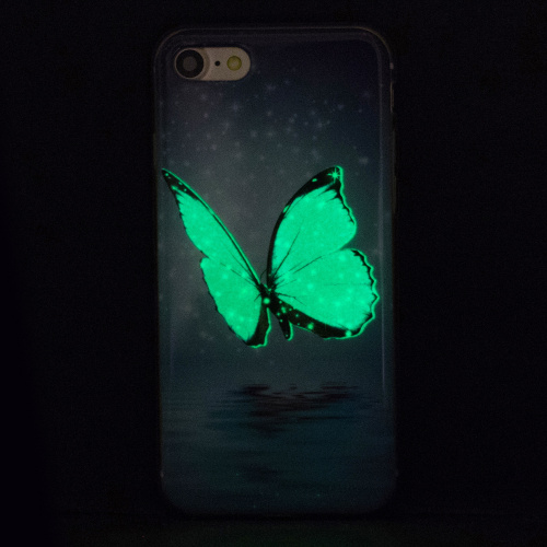 Kryt na iPhone 7 / 8 / SE ( 2020 / 2022 ) svítící Motýl a hvězdy